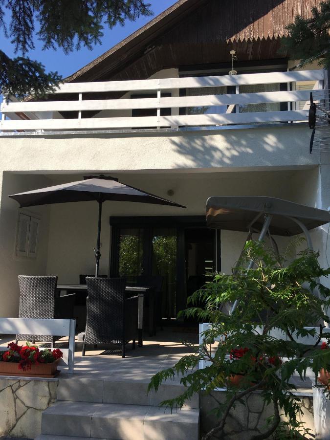 Nefelejcs Apartman Balatonvilágos Exterior foto